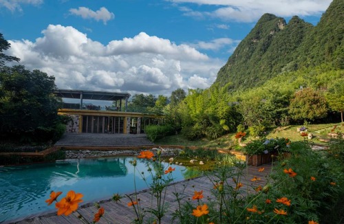 Wulingyuan Hotel | Evergreen Forest Retreat Zhangjiajie, Middle Gate of Zhangjiajie National Forest Park , Luxury Nature Escape , Free Pick-up ,Travel itinerary