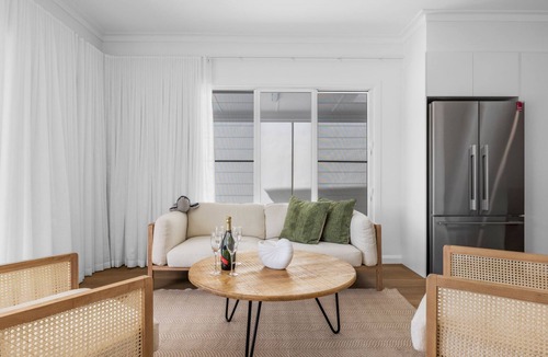 Woolgoolga House | Experience the perfect blend of beachside charm and stylish holiday living