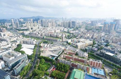 Buji Apartment | Extra-large, luxurious three-bedroom, two-bedroom apartment in Bantian, near Shenzhen North Huawei Tianan Cloud Valley