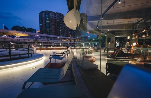 Chengdu City Centre Hotel | F18 Hub Youth Hostel
