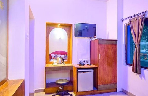 Bhowanipore Hotel | FabExpress Gardenia