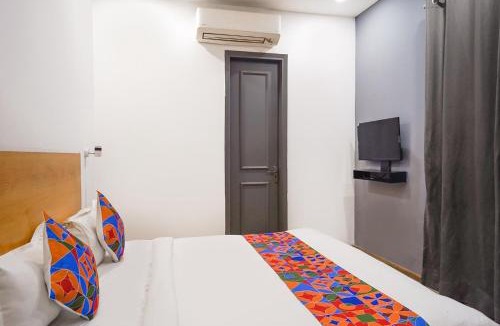 Delhi Hotel | FabExpress The Luxe Inn