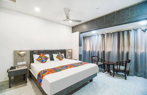 Sualkuchi Hotel | Fabhotel Apple Tree
