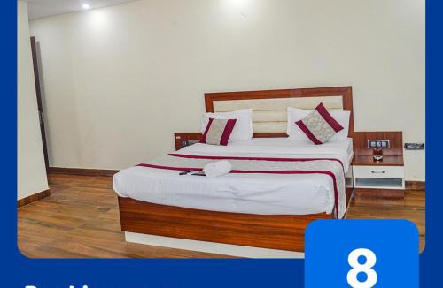 Noida Hotel | FabHotel The Golf Inn - Nr Botanical Garden Metro