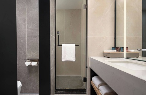 Nanqiao District Hotel | Fairfield by Marriott Chuzhou Railway Station