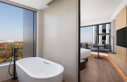 Pudong Hotel | Fairfield by Marriott Shanghai Lingang Special Area