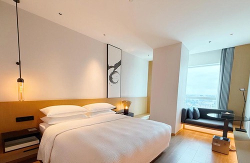 Shajing Hotel | Fairfield by Marriott Shenzhen Bao'an