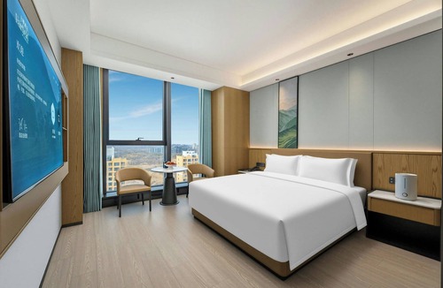 Hengshan District Hotel | Fairfield By Marriott Yulin