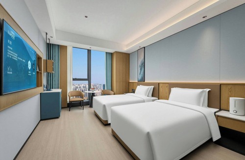 Hengshan District Hotel | Fairfield By Marriott Yulin