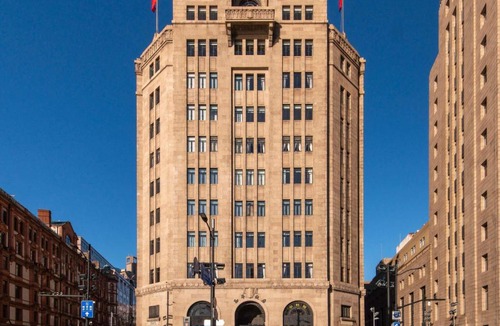 Downtown Shanghai Hotel | Fairmont Peace Hotel on the Bund