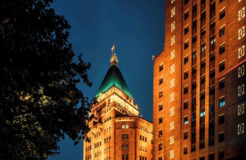 Downtown Shanghai Hotel | Fairmont Peace Hotel on the Bund