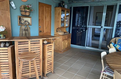Windeyer House | Family friendly eco-farm stay in a secluded valley.
