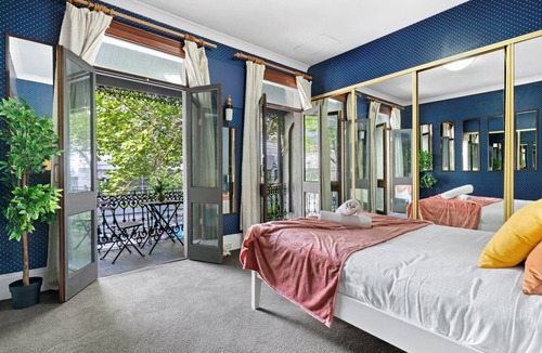 Pyrmont House | Family Retreat: Sydney Harbour, The Star | Pool + Games