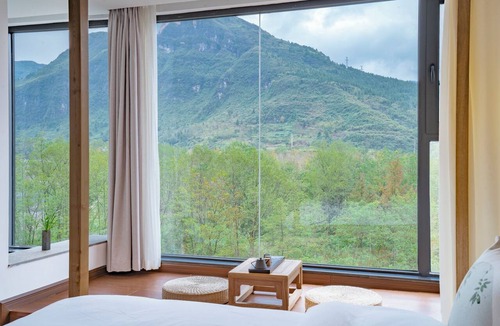Tongren Bed & Breakfast | Fanjing Mountain Xingyi Yunshe Homestay