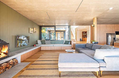 Pretty Beach Central Coast House | Fantastic Waterfront Beach House by HolidayCo.