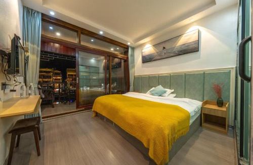 Fenghuang House | Fenghuang Ancient Town Lazy Cat Riverside Inn