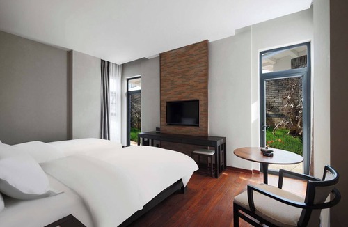 Changjiang County Hotel | Fenghuangliuyuan Garden Hotel