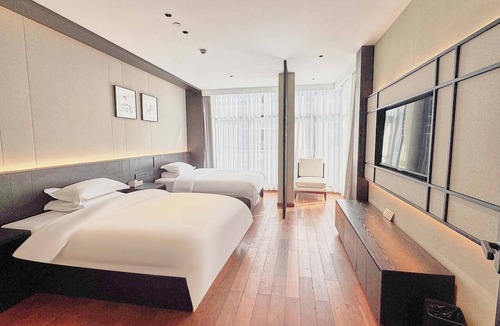 Changjiang County Hotel | Fenghuangliuyuan Garden Hotel