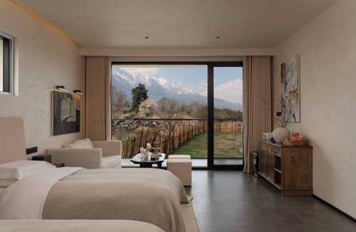 Yulong Hotel | Floating Life Boundless Wild Resort