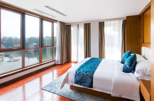 Deqing County Hotel | Floral Hotel Deqing Yingxi Riverside