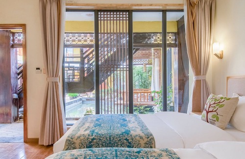 Gu Lou House | Floral Hotel Frozen Cloud Mansion