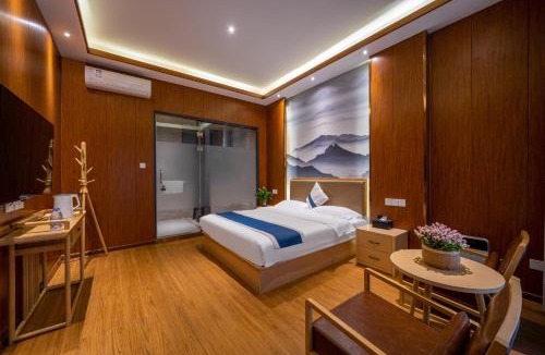 Qixing House | Floral Hotel Guilin Banxing Garden