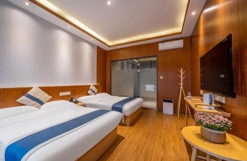 Qixing House | Floral Hotel Guilin Banxing Garden