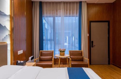 Qixing House | Floral Hotel Guilin Banxing Garden