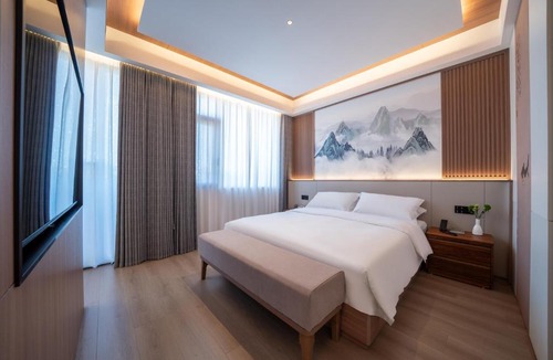 Xiangqiao Qu Hotel | Floral Hotel Orchid Inn Chaozhou Ancient City Paifang Street Branch