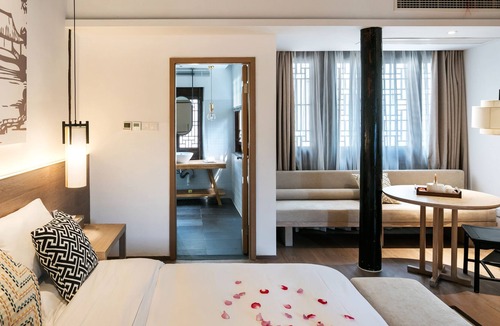 Zhuzao Jiuzu Hotel | Floral Hotel Wuxi Xiaotuanyue