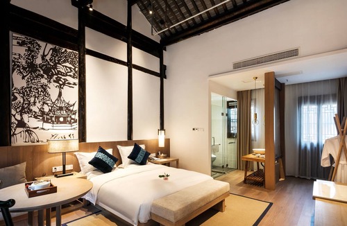 Zhuzao Jiuzu Hotel | Floral Hotel Wuxi Xiaotuanyue