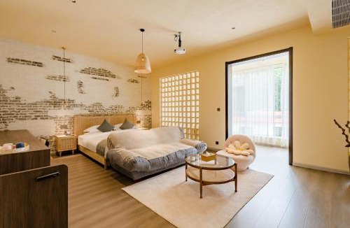 Li Cheng House | Floral Lux Hotel Jinan Taohualingshang Homestay