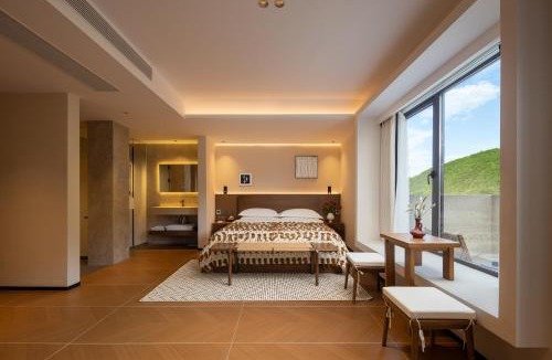 Fenghua Hotel | Floral Lux Hotel Ningbo Yunge House