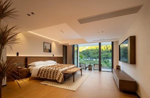 Fenghua Hotel | Floral Lux Hotel Ningbo Yunge House