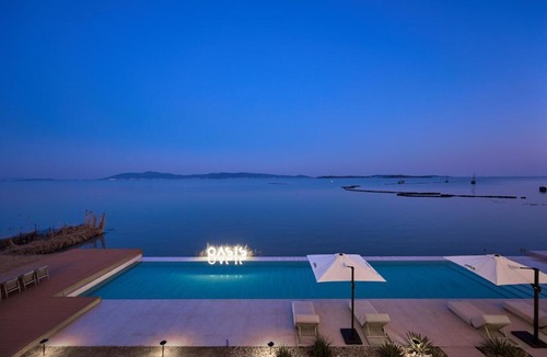 Wuzhong House | Floral Lux Hotel Oasis Lakeview Hot Spring Inn
