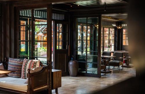 Dayan Old Town Hotel | Floral Lux Hotel Qinghe Hotel -South Gate Store of the Old Town of Lijiang