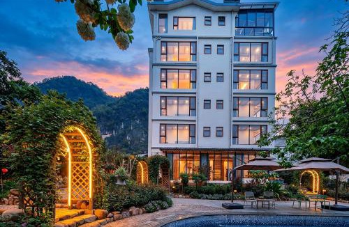 Yangshuo House | Floral Whisper Valley Yangshuo