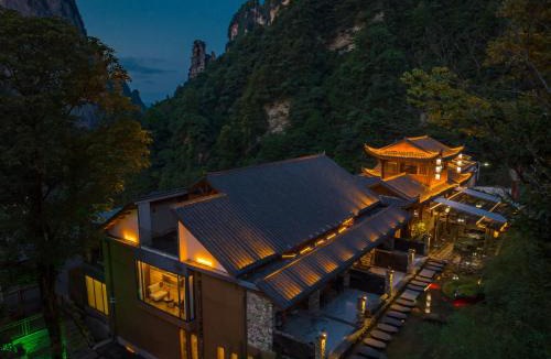 Wulingyuan Hotel | Foggy Valley