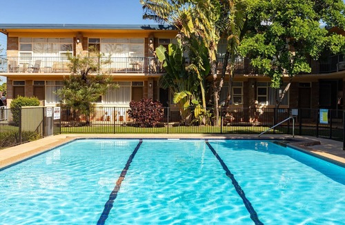 Forster Apartment | Forster Holiday Lodge 4 - Great, Central Location!