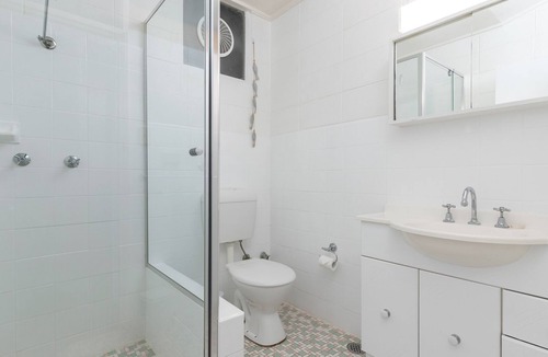 Forster Apartment | Forster Holiday Lodge 4 - Great, Central Location!