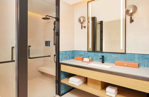 Chongqing Hotel | Four Points By Sheraton Chongqing North Railway Station