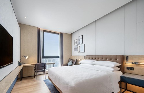 Liwan Hotel | Four Points by Sheraton Guangzhou Bai’e Tan