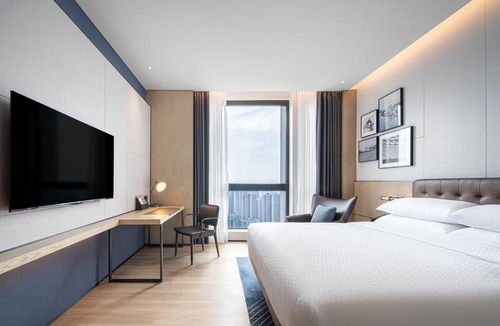 Liwan Hotel | Four Points by Sheraton Guangzhou Bai’e Tan