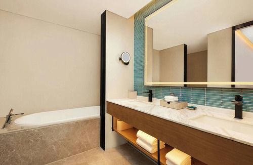 Mingsha Mountain and Crescent Spring Hotel | Four Points by Sheraton Dunhuang