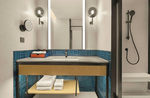 Fuyong Hotel | Four Points By Sheraton Shenzhen Airport