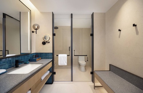 Tianjin City Center Hotel | Four Points By Sheraton Tianjin Jiefang Bridge