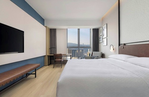 Qinzhou District Hotel | Four Points by Sheraton Tianshui