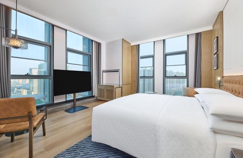 Zhengdong New Area Hotel | Four Points by Sheraton Zhengzhou East Railway Station