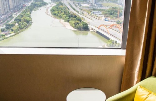 Lingui Hotel | Four Points By Sheraton Guilin Lingui