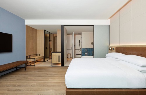 Wuxing Hotel | Four Points by Sheraton Huzhou